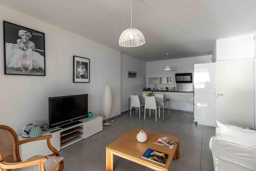 Ajaccio, Les Cyclades, Magnifique Appartement Vue Mer アジャクシオ エクステリア 写真